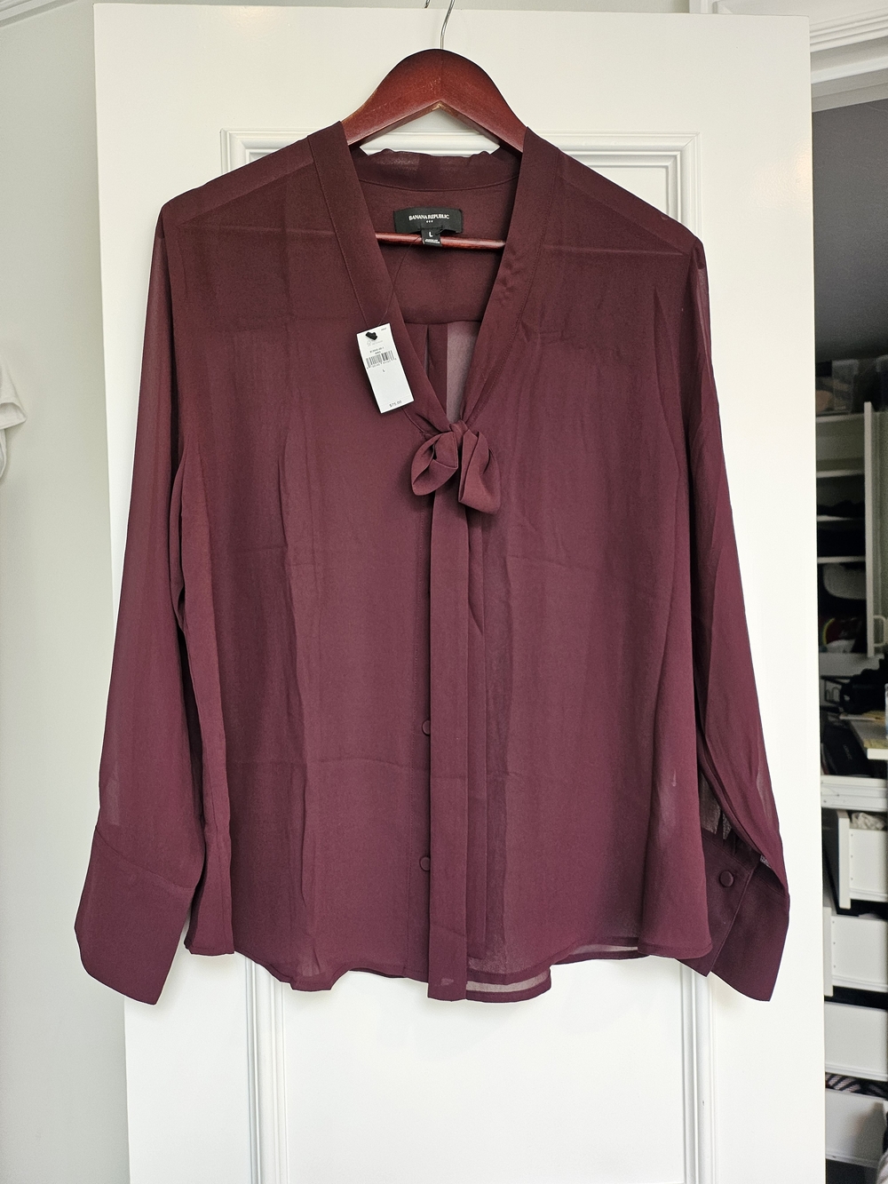 NWT Banana Republic Women's Wine Bow-Tie Blouse